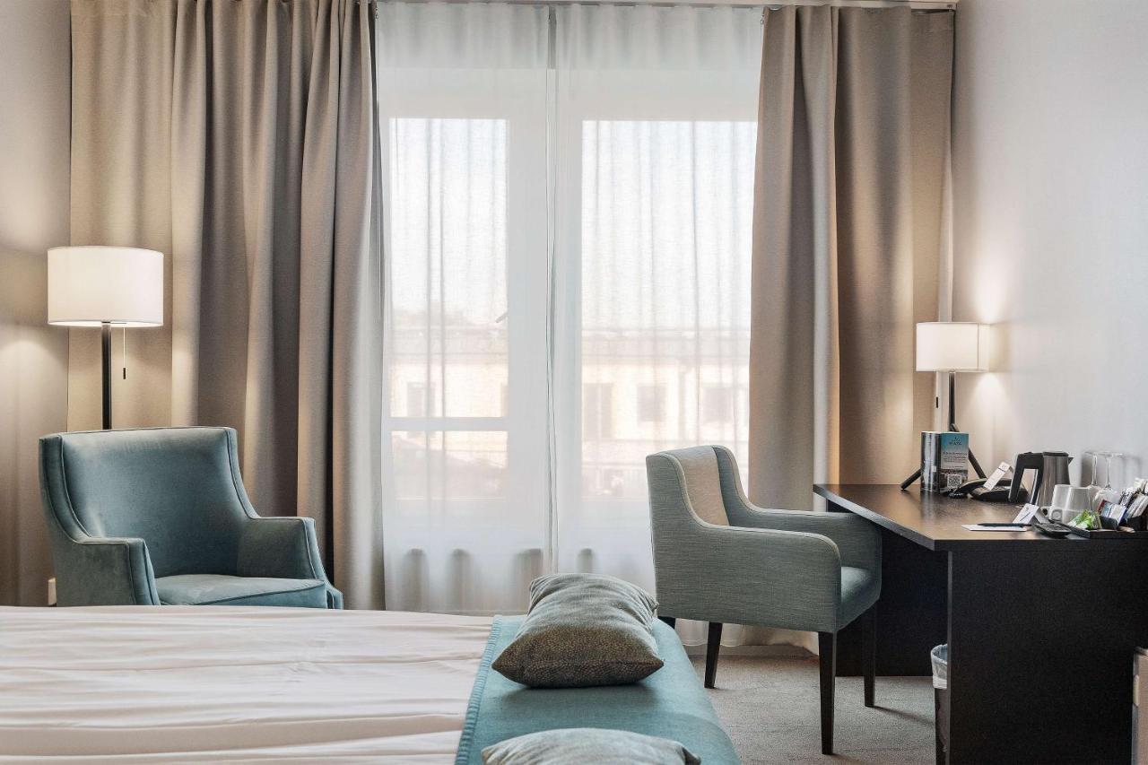 וסטרוס Best Western Plus Hotel Plaza מראה חיצוני תמונה