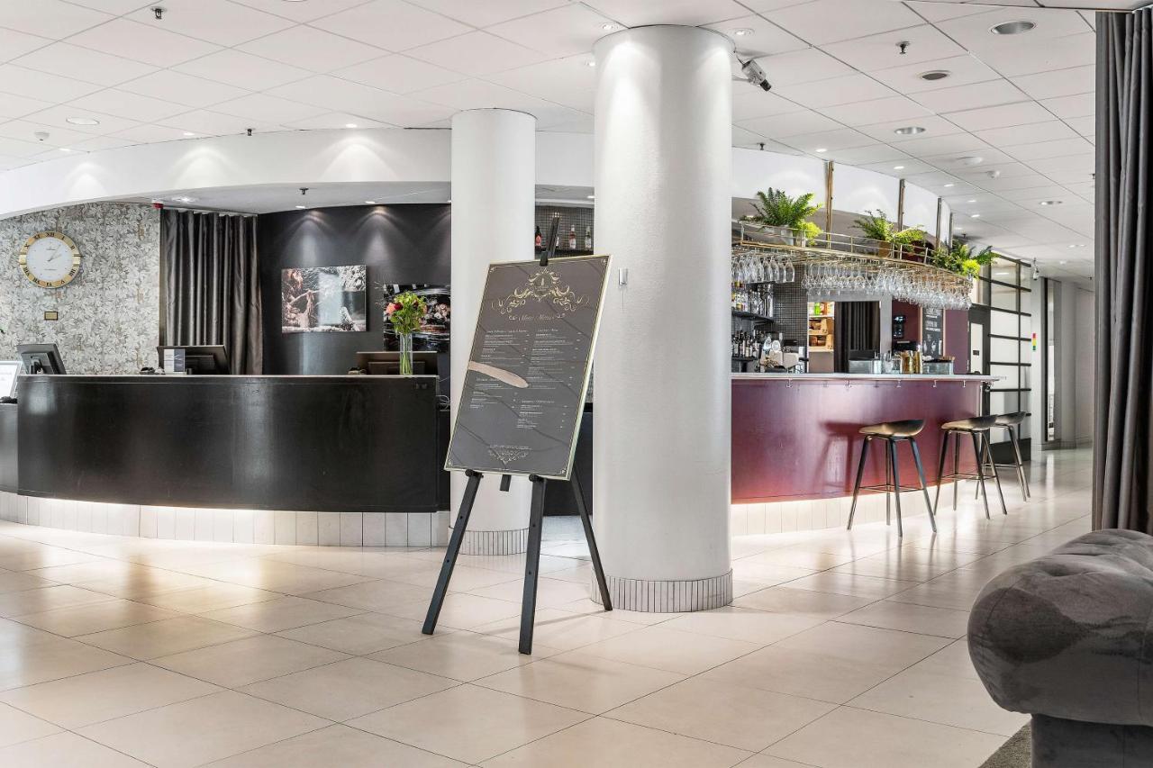 וסטרוס Best Western Plus Hotel Plaza מראה חיצוני תמונה