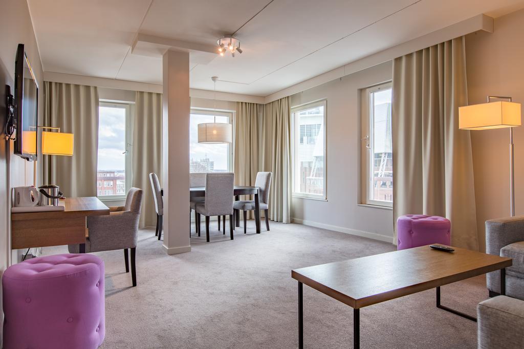 וסטרוס Best Western Plus Hotel Plaza מראה חיצוני תמונה