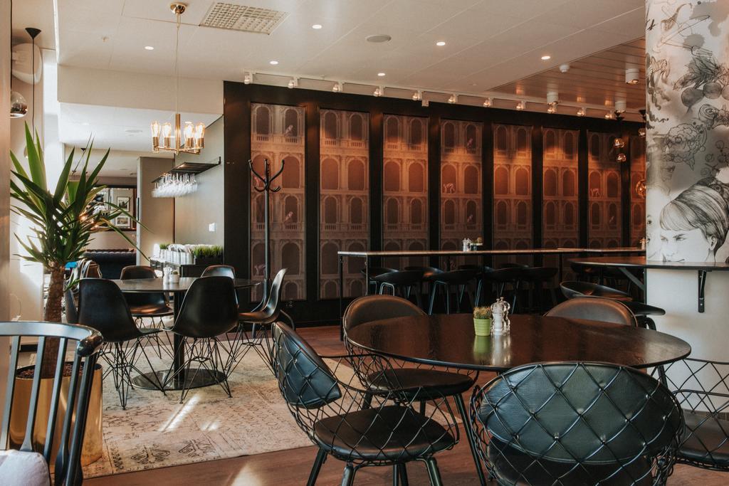 וסטרוס Best Western Plus Hotel Plaza מראה חיצוני תמונה